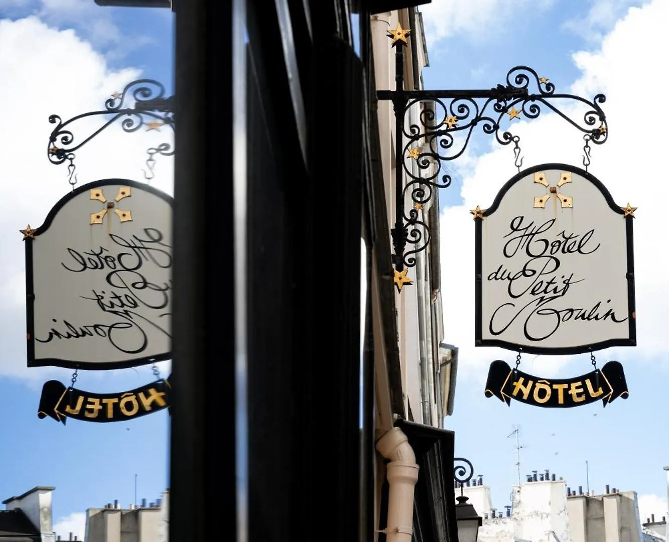 Hotel Du Petit Moulin, Haute Couture Hotel By Lacroix Paris