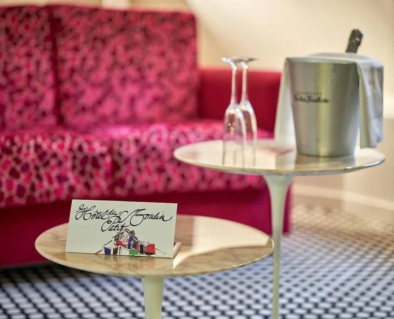 Hotel Du Petit Moulin, Haute Couture Hotel By Lacroix Paris