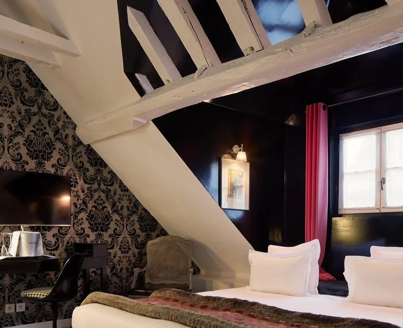 Hotel Du Petit Moulin, Haute Couture Hotel By Lacroix Paris 4*,  Frankrig