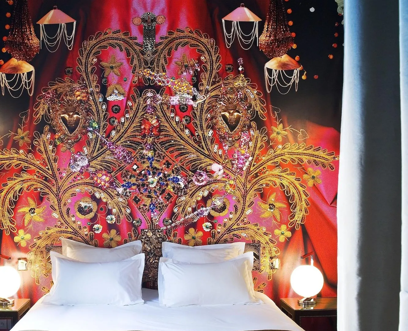 Hotel Du Petit Moulin, Haute Couture Hotel By Lacroix Paris 4*,