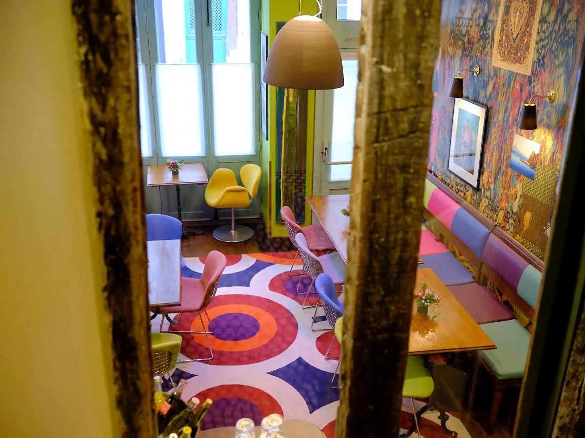 Hotel Du Petit Moulin, Haute Couture Hotel By Lacroix Paris