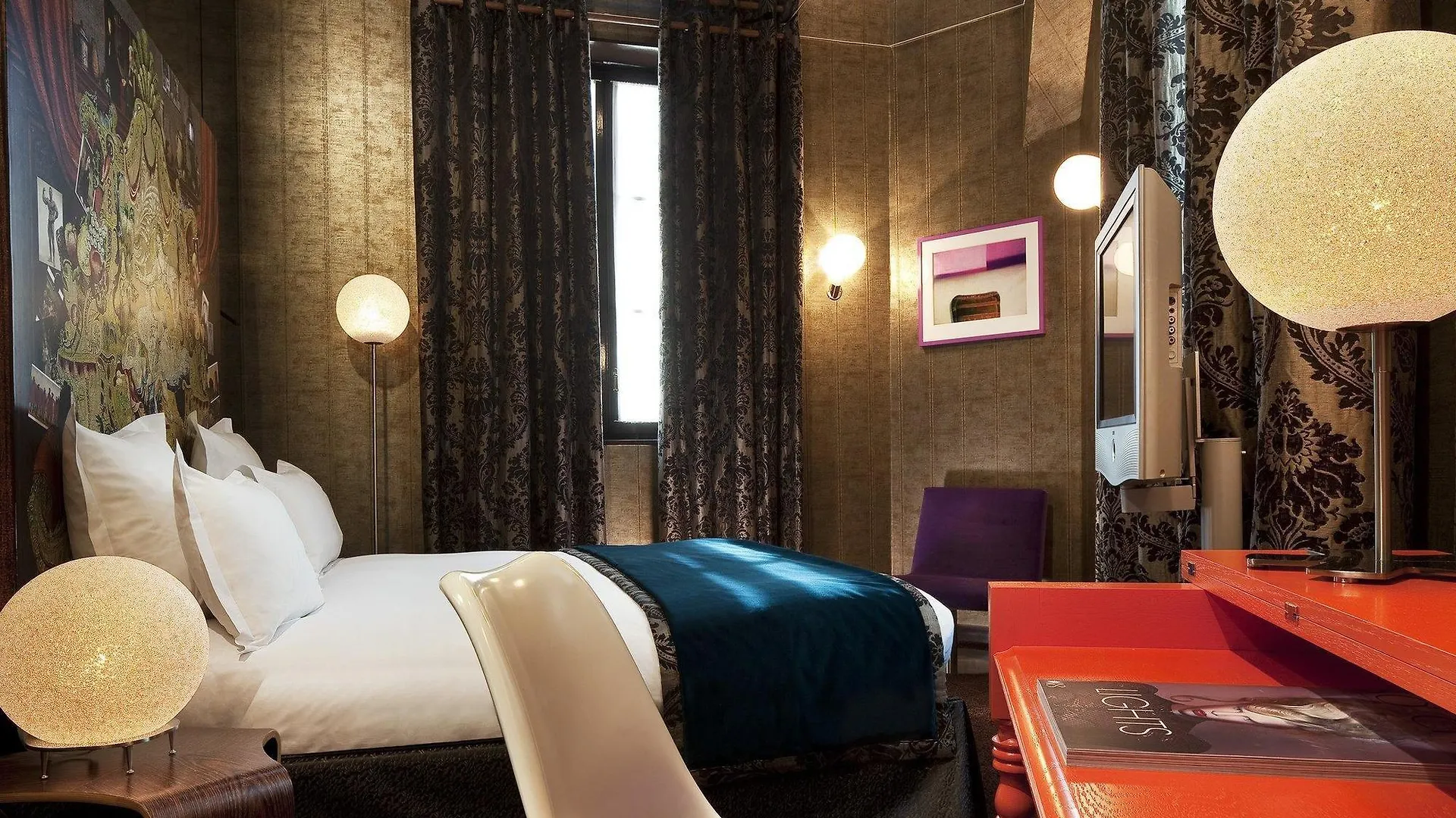 Hotel Du Petit Moulin, Haute Couture Hotel By Lacroix Paris