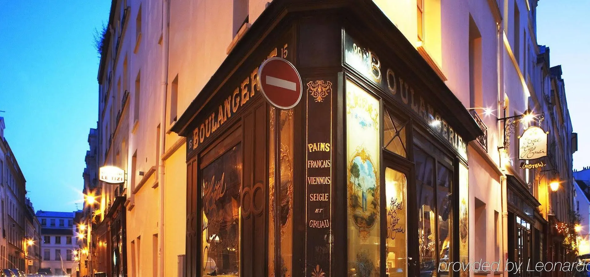 ****  Hotel Du Petit Moulin, Haute Couture Hotel By Lacroix Paris Frankrig
